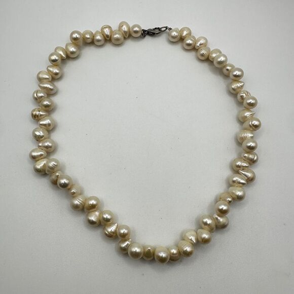 16" of all 10mm (ish) freshwater pearl necklace with silver tone metal hardware! - Picture 8 of 10